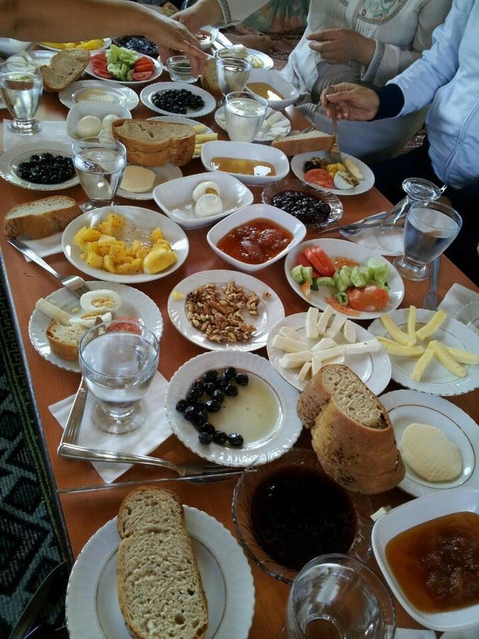 Alanlar Alabalik Ve Otel Ağlasun Екстериор снимка