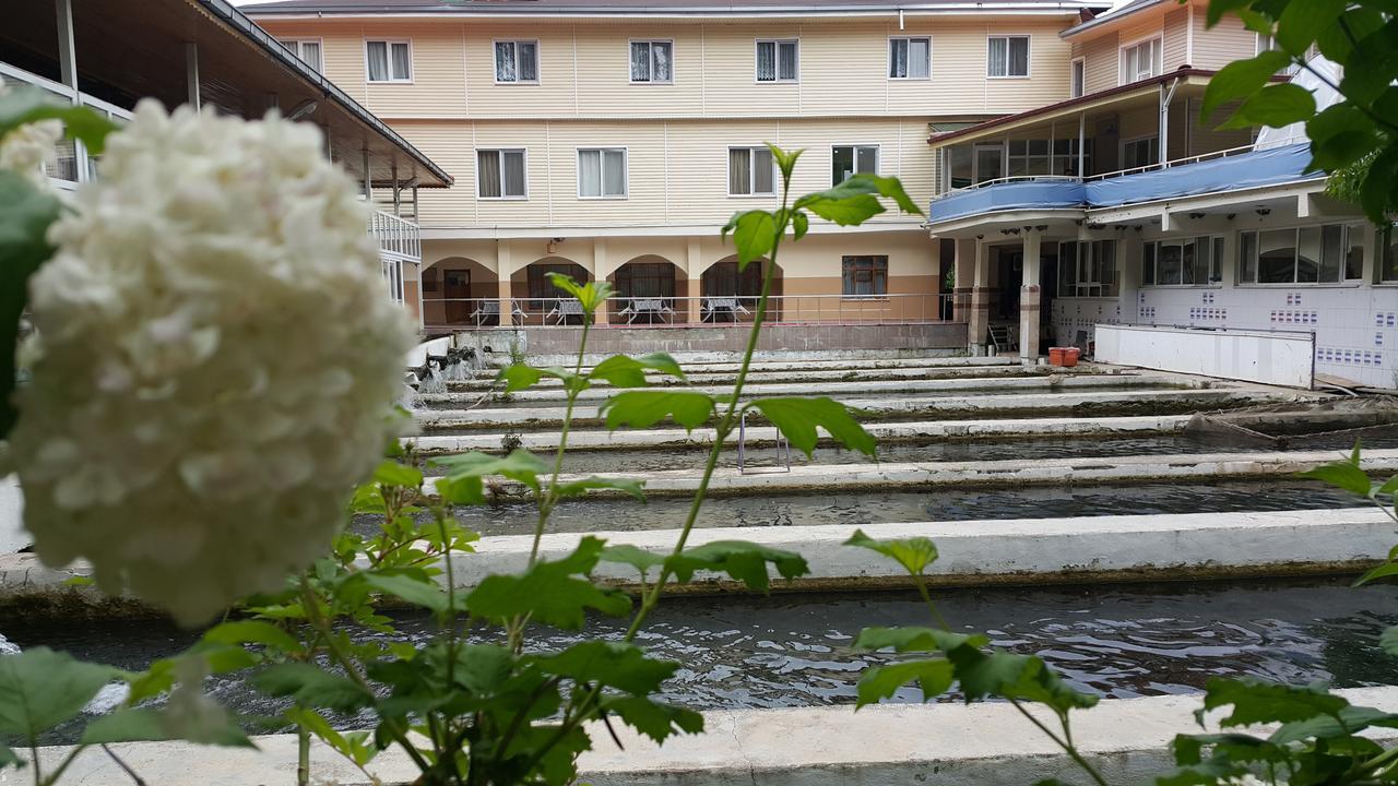 Alanlar Alabalik Ve Otel Ağlasun Екстериор снимка